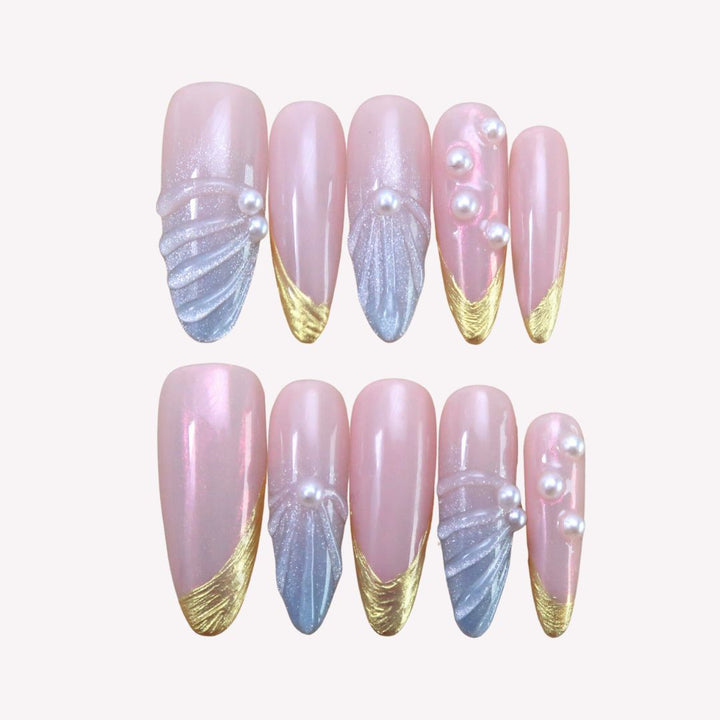 Lazuli Feather – Almond Press On Nails