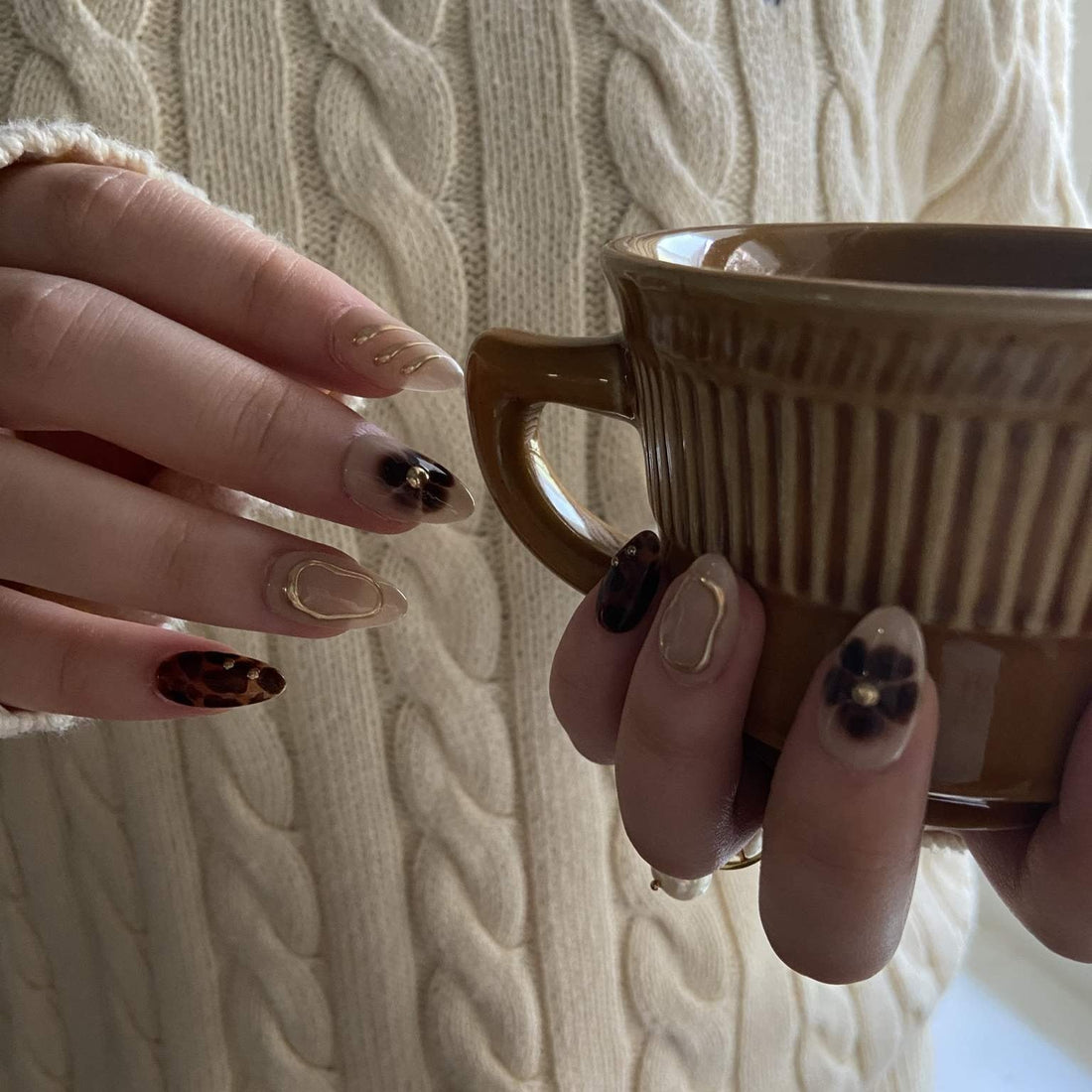Amber Whisper – Almond Press On Nails