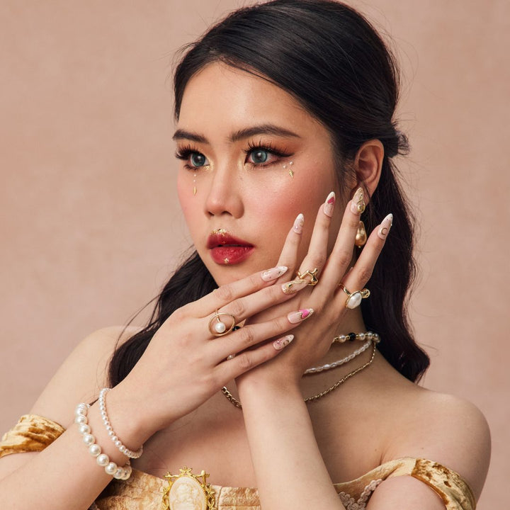 Angelic Rose Nail Art – Almond Press On Nails