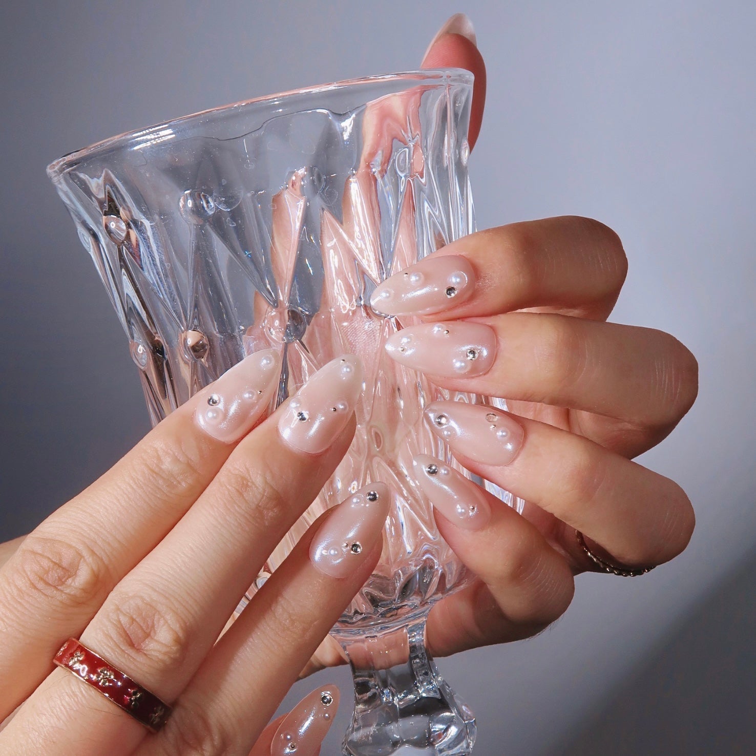 Aurora Pearls Almond Press On Nails – Reusable Salon Quality Nail Set