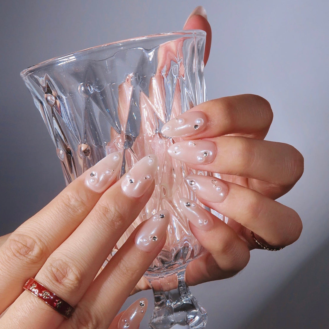 Aurora Pearls Almond Press On Nails – Reusable Salon Quality Nail Set