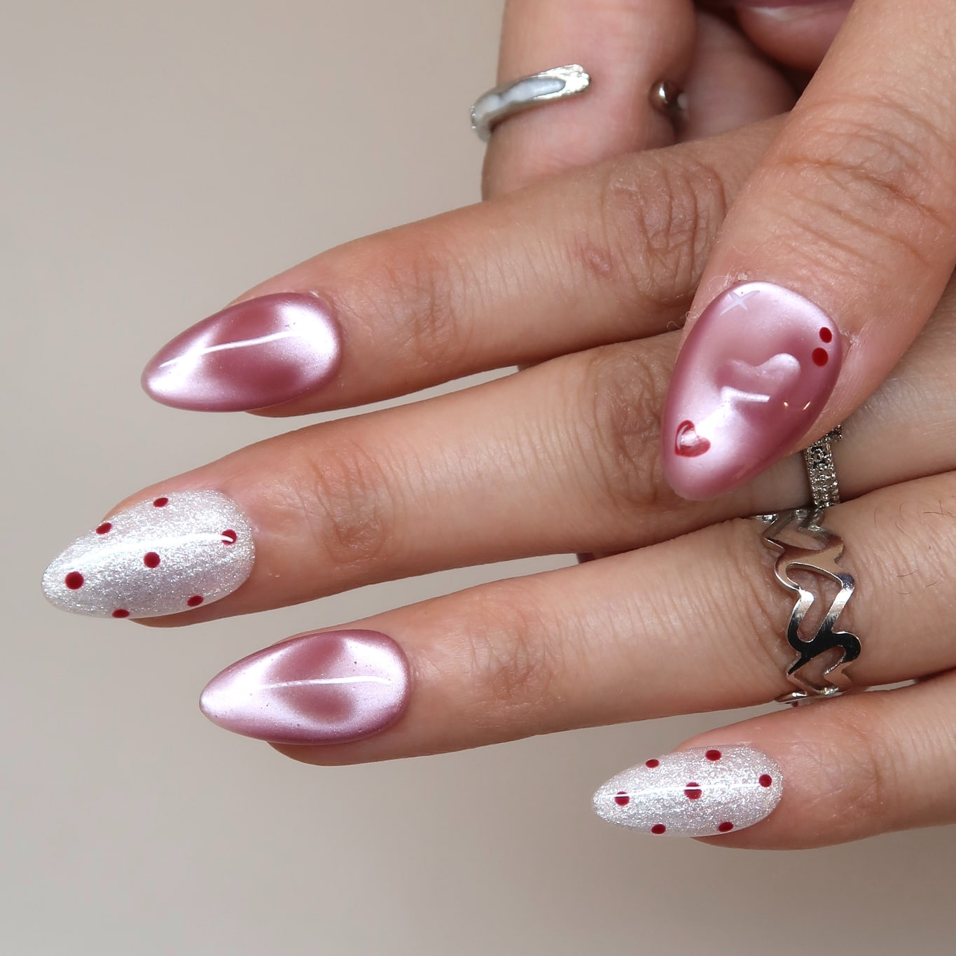 Beat The Heart Press-On Nails