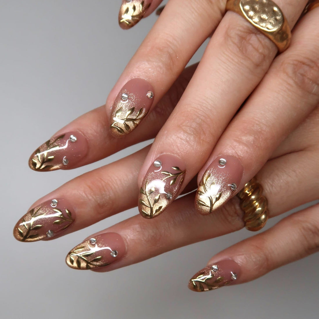 Blissful Radiance Press-On Nails