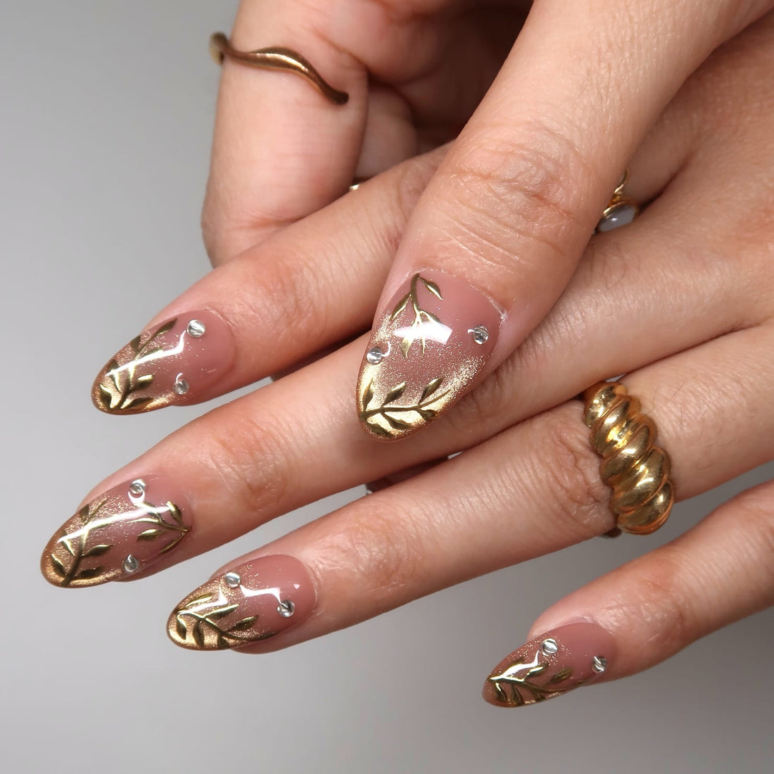 Blissful Radiance Press-On Nails