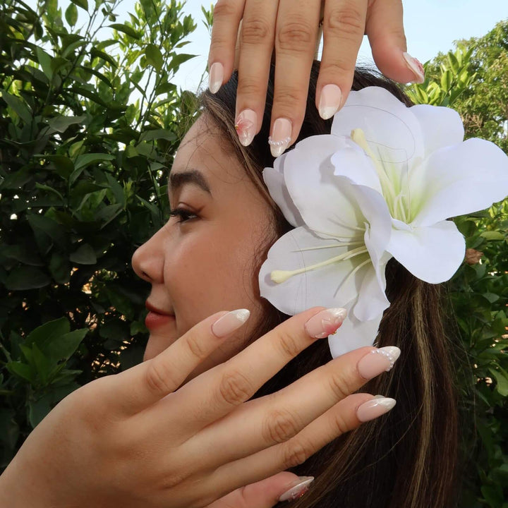 Blush Bloom – Almond Press On Nails