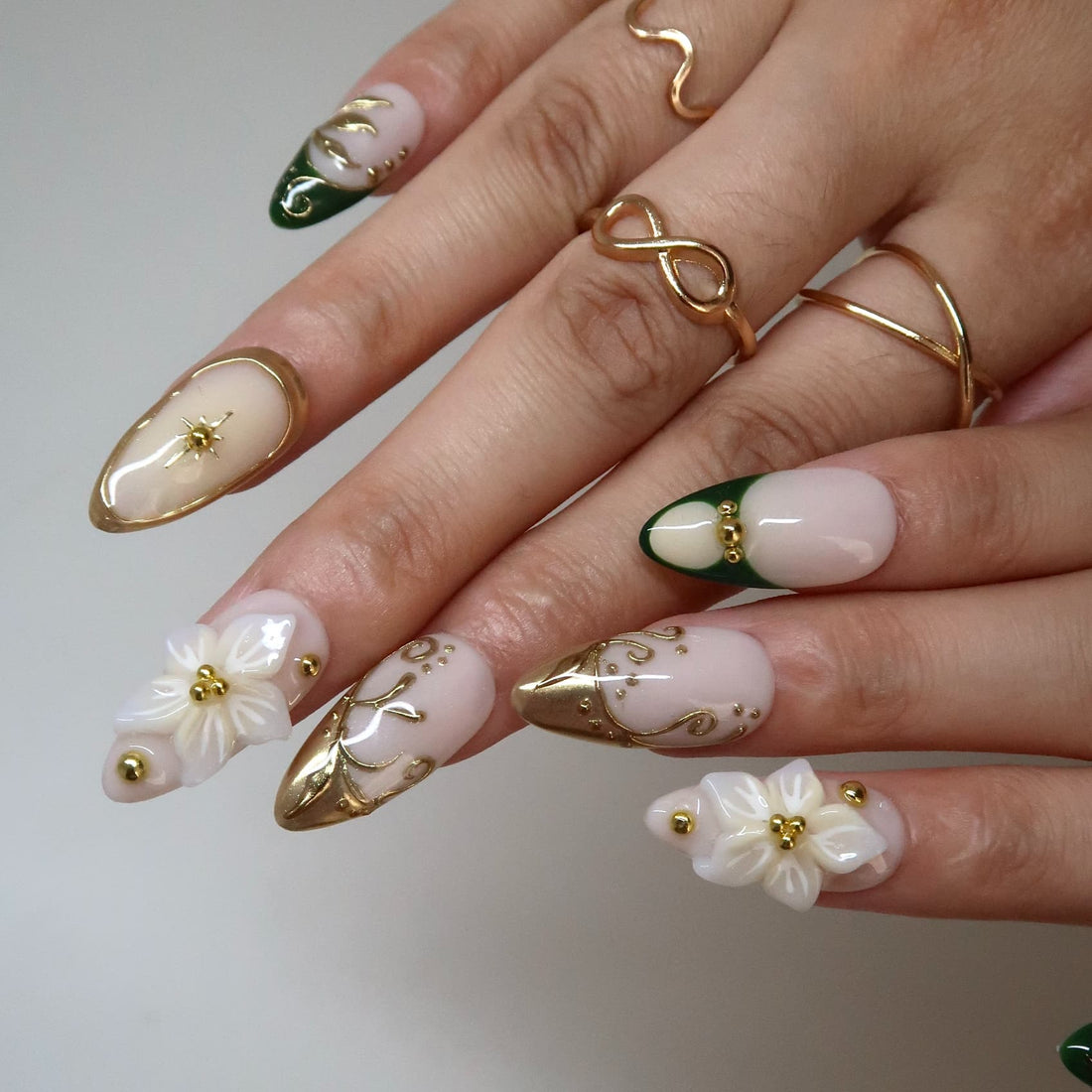 Emerald Memory Press-On Nails