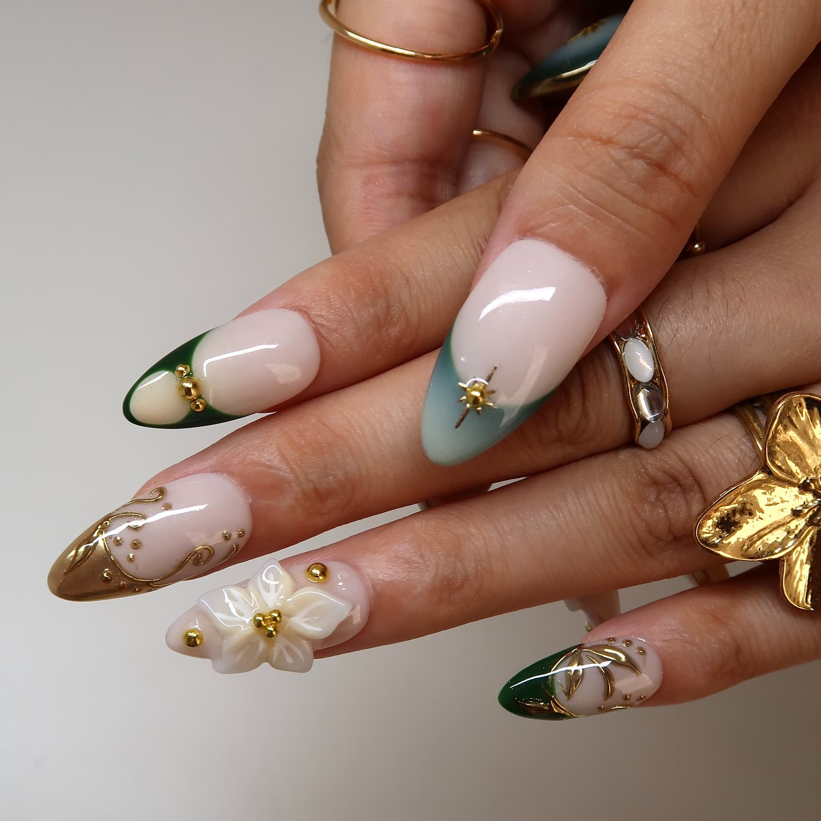 Emerald Memory Press-On Nails
