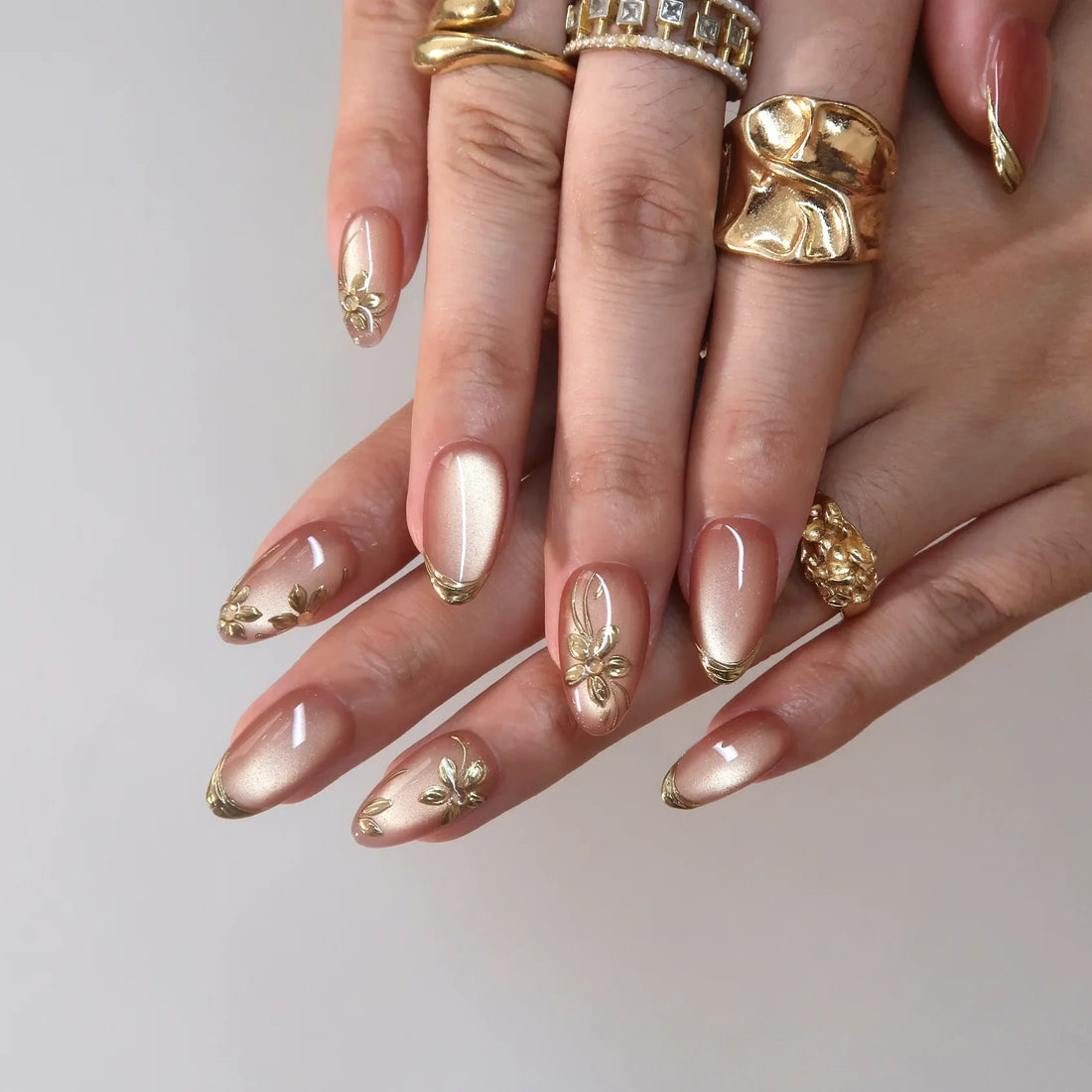 Garden Date – Short Almond Botanical Press On Nails