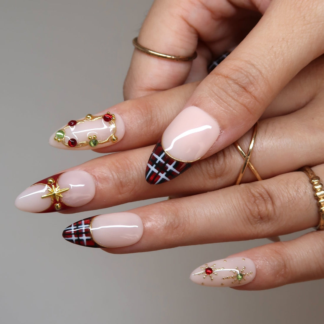 Gilded Tartan Press-On Nails