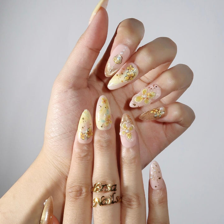 Golden Osmanthus Yellow Gold Cat Eye Press On Nails
