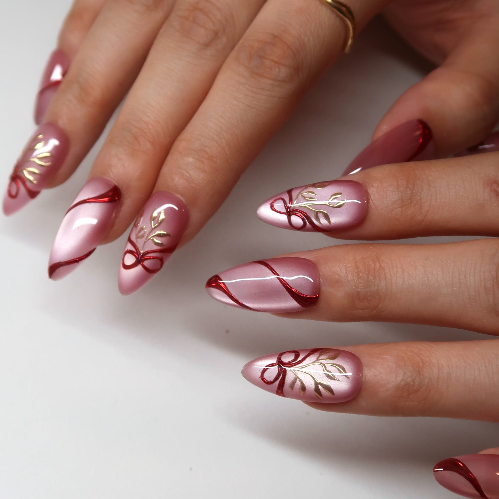 Ho Ho Holiday Press-On Nails