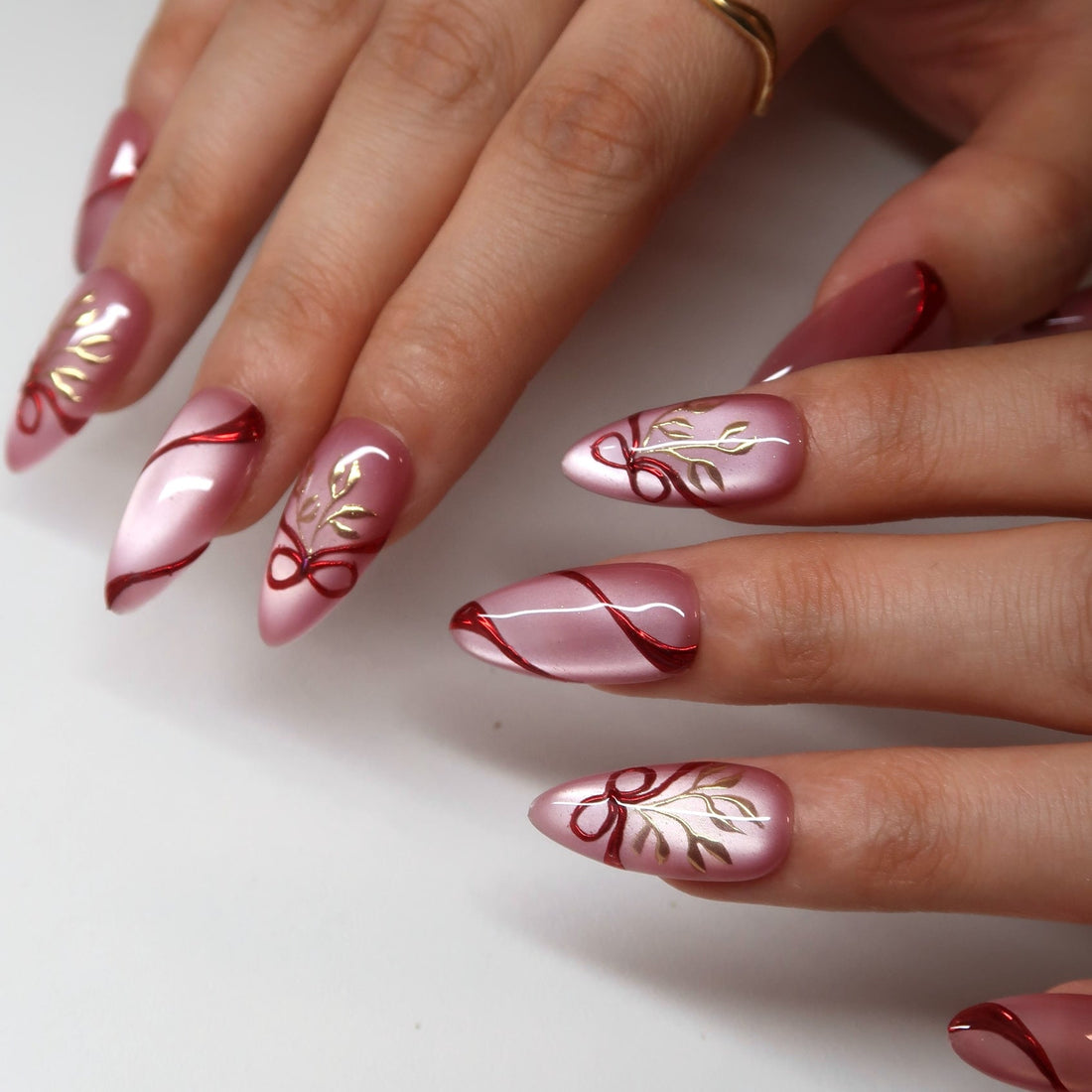Ho Ho Holiday Press-On Nails