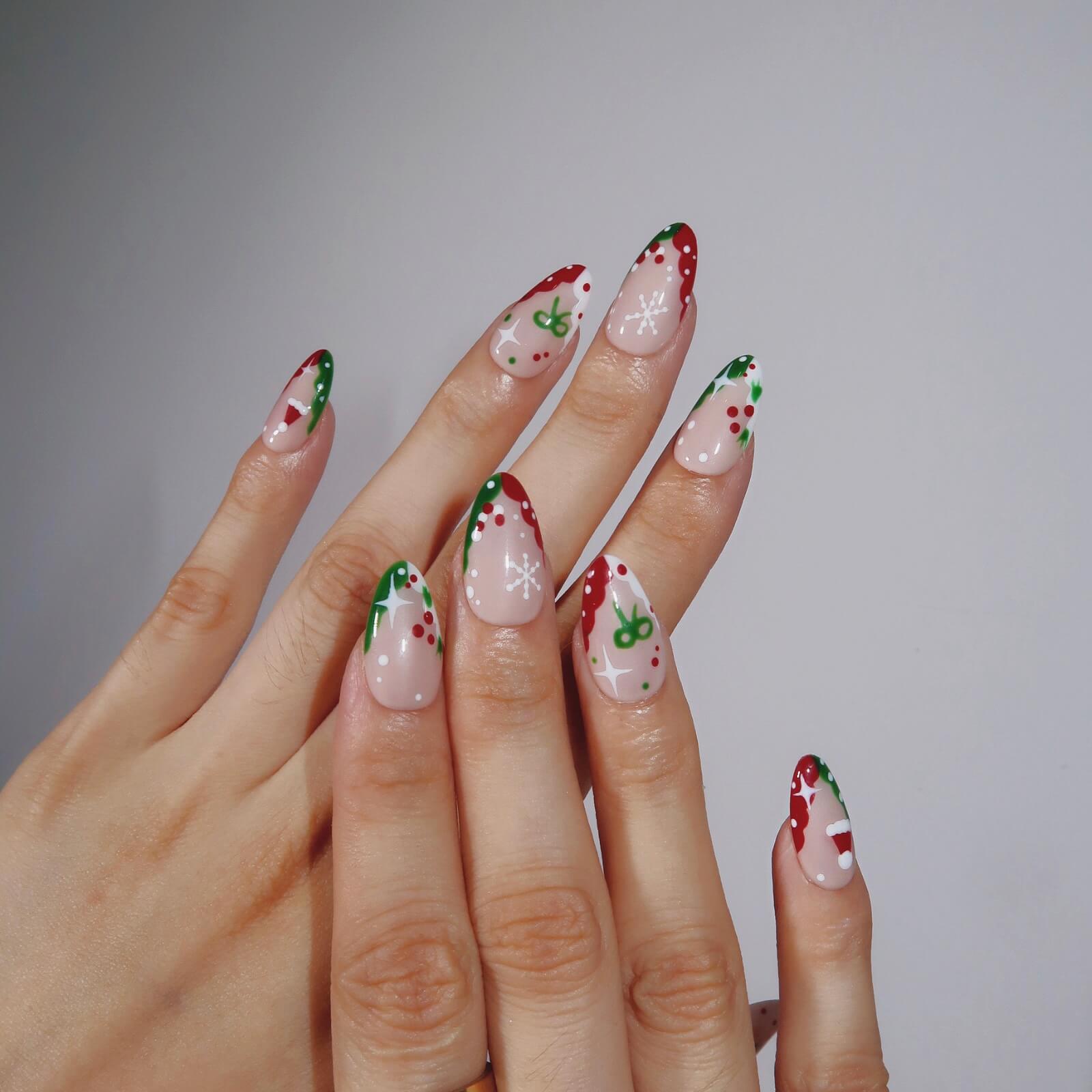 Holly Jolly Press-On Nails