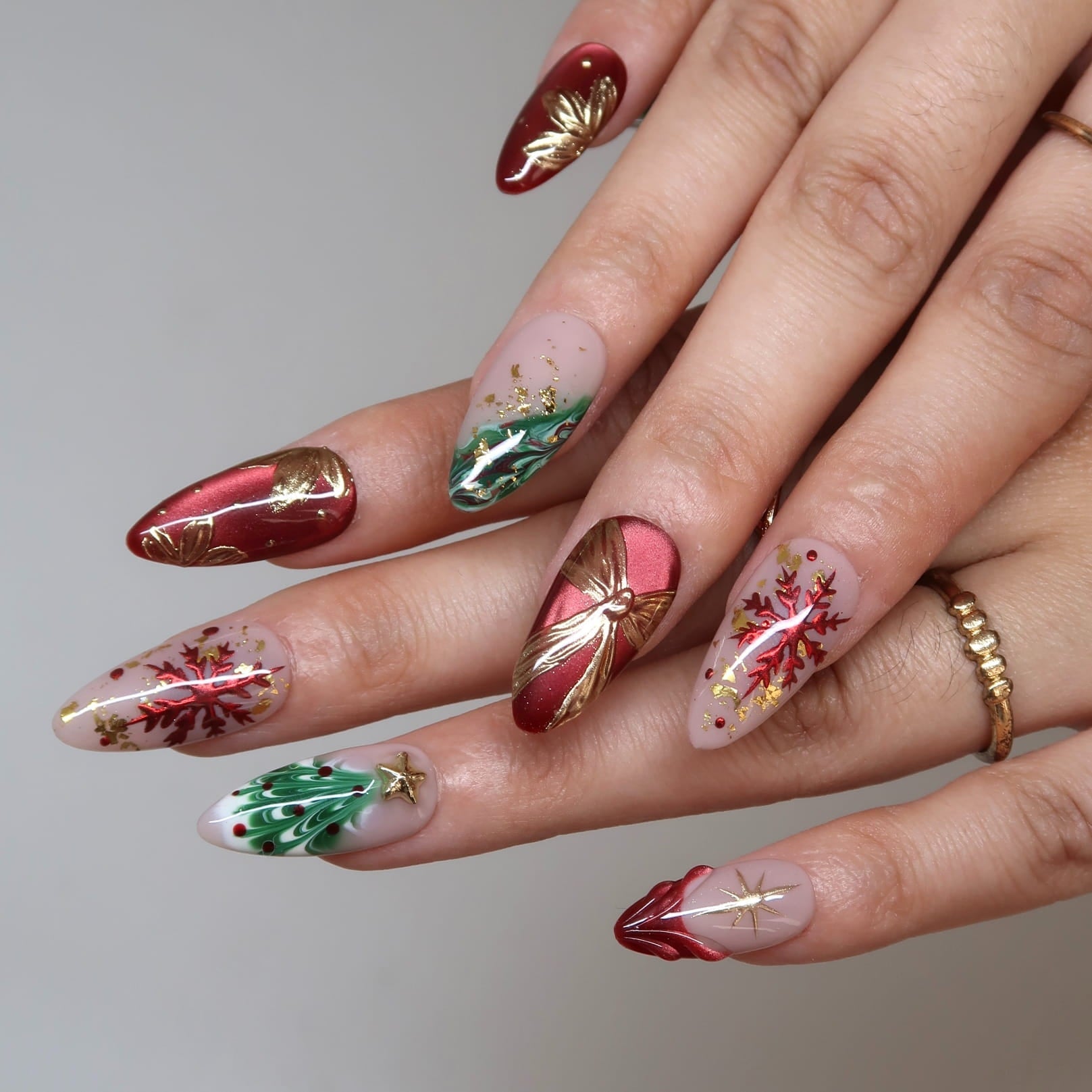 Holly Bliss Press-On Nails
