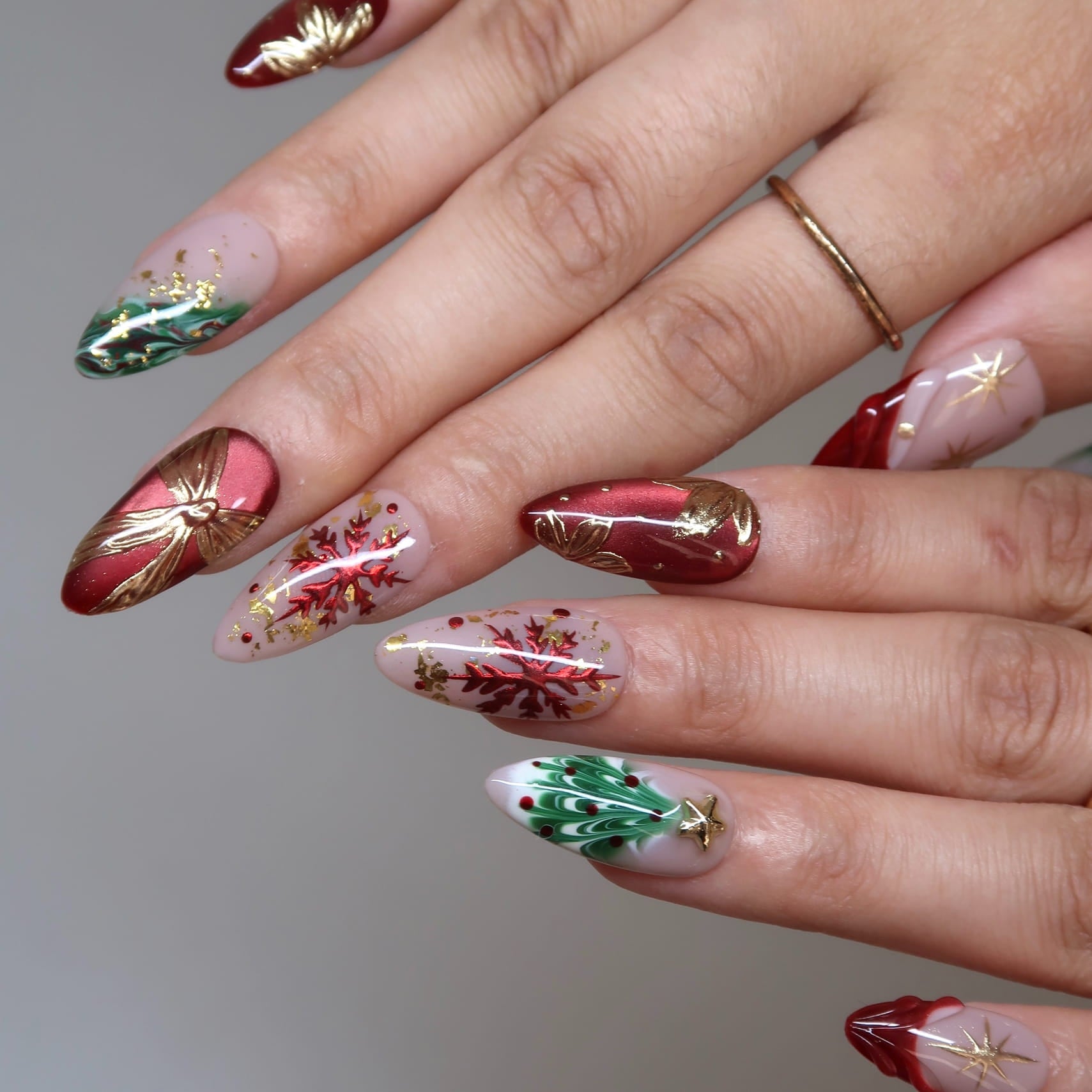 Holly Bliss Press-On Nails