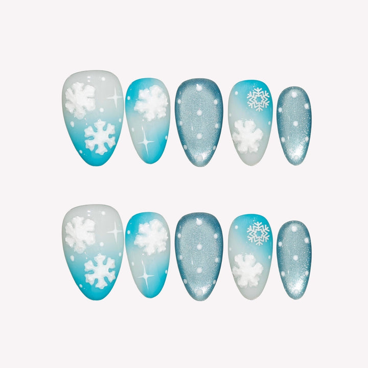 Into The Winter Press-On Nails