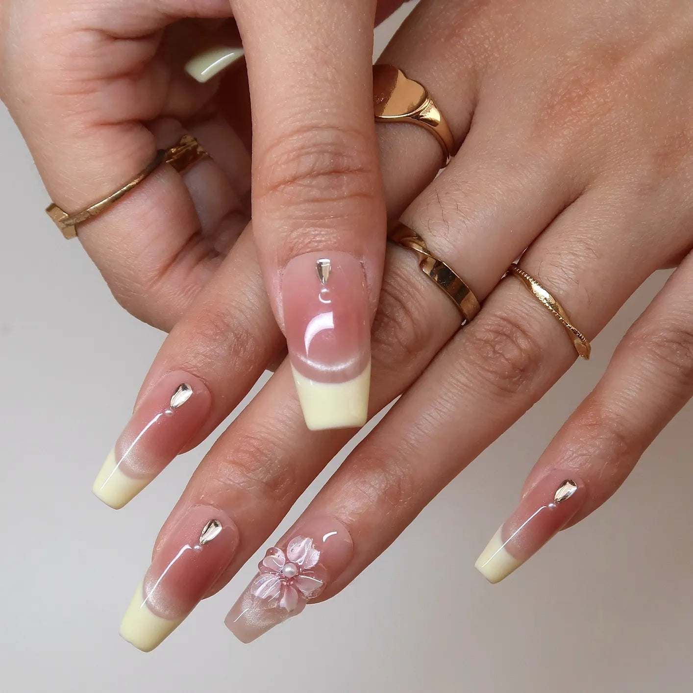 Jasmine's Whisper Press-On Nails