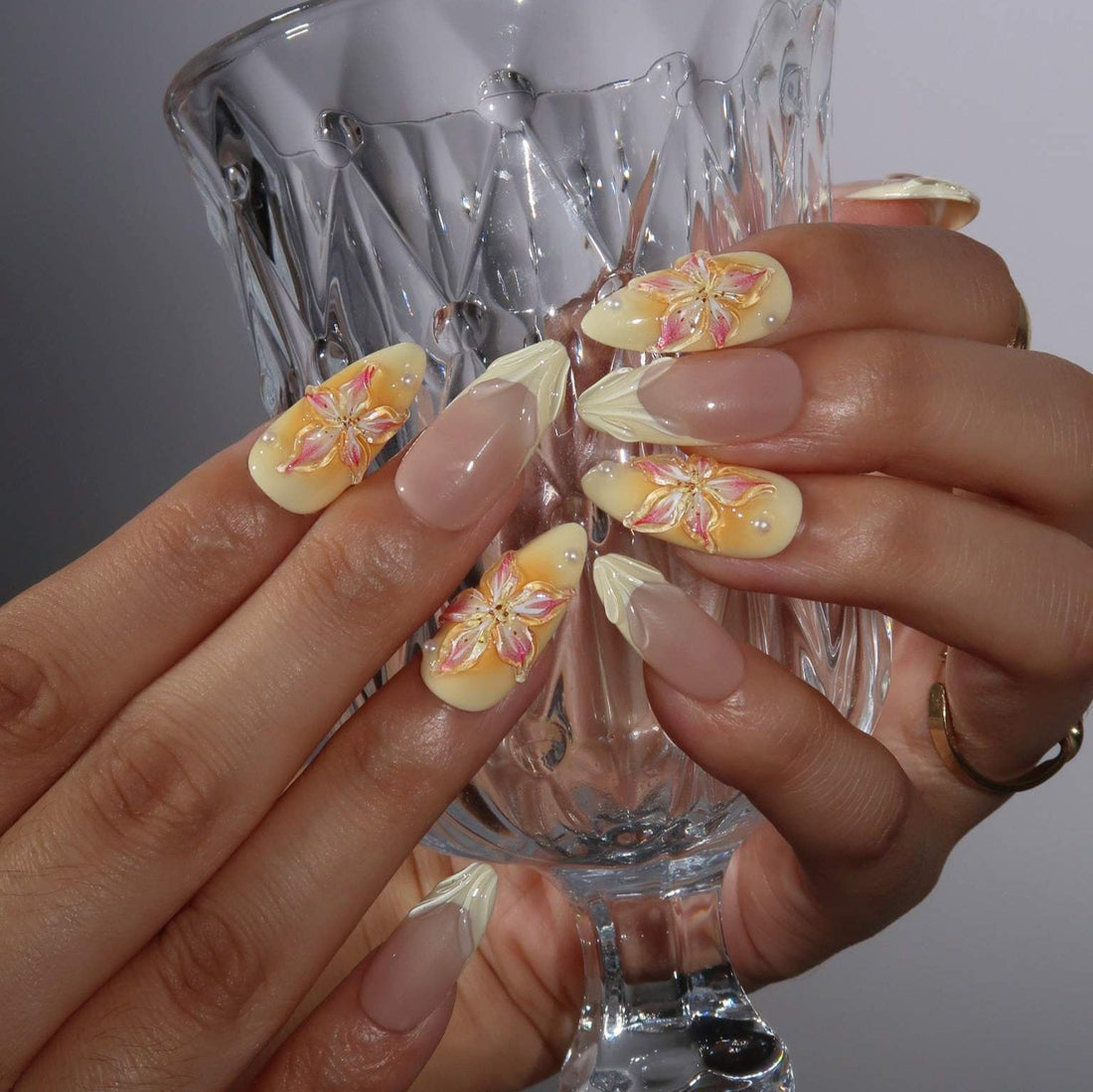 Lemon Drop – Almond Press On Nails