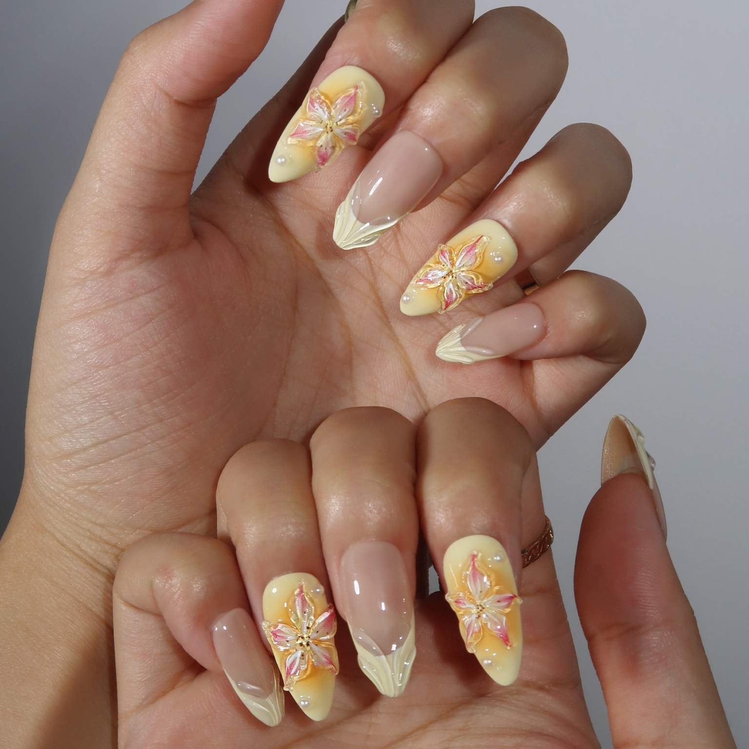 Lemon Drop – Almond Press On Nails