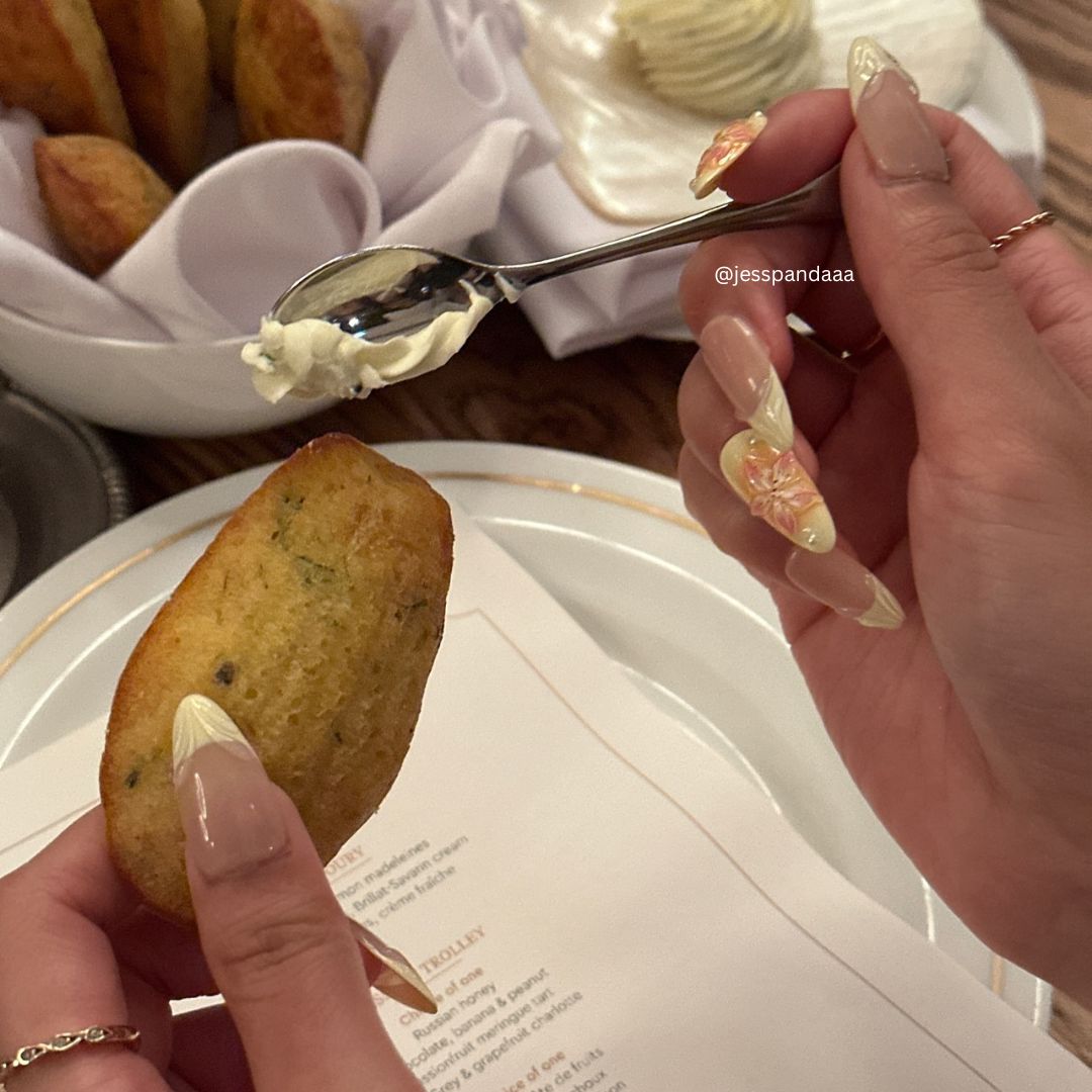 Lemon Drop – Almond Press On Nails