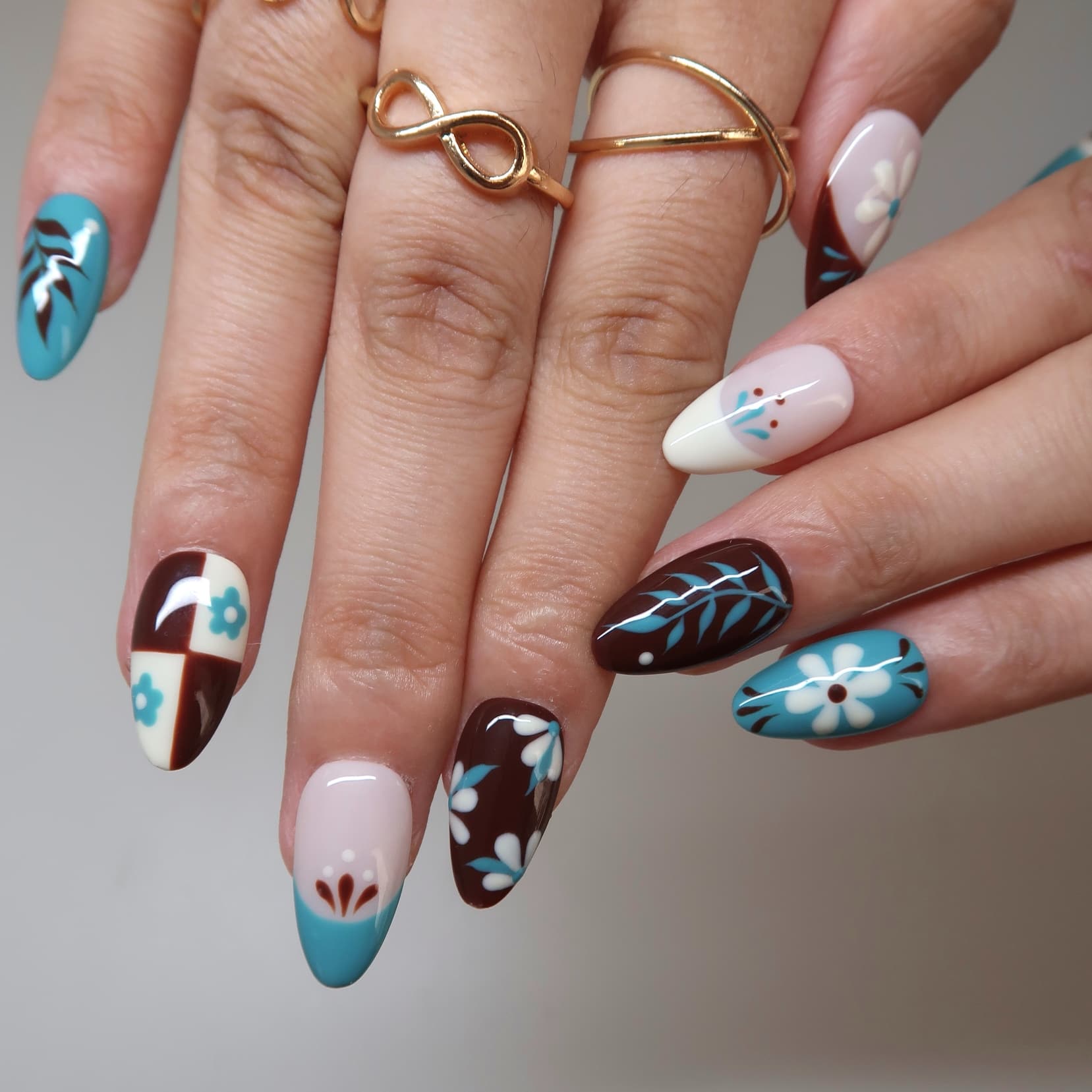 Miss Tiffany Press-On Nails