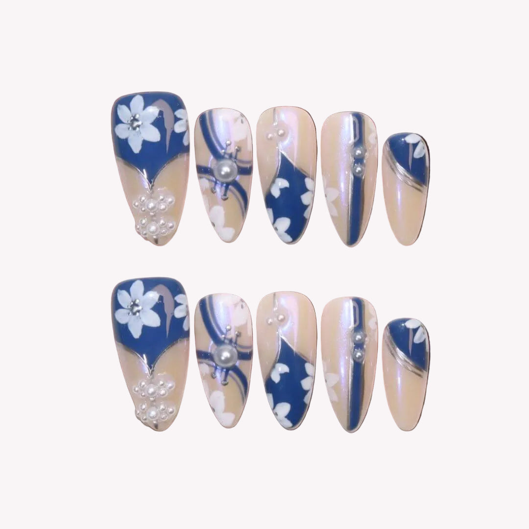 Pearl of the Orient – Almond Press On Nails