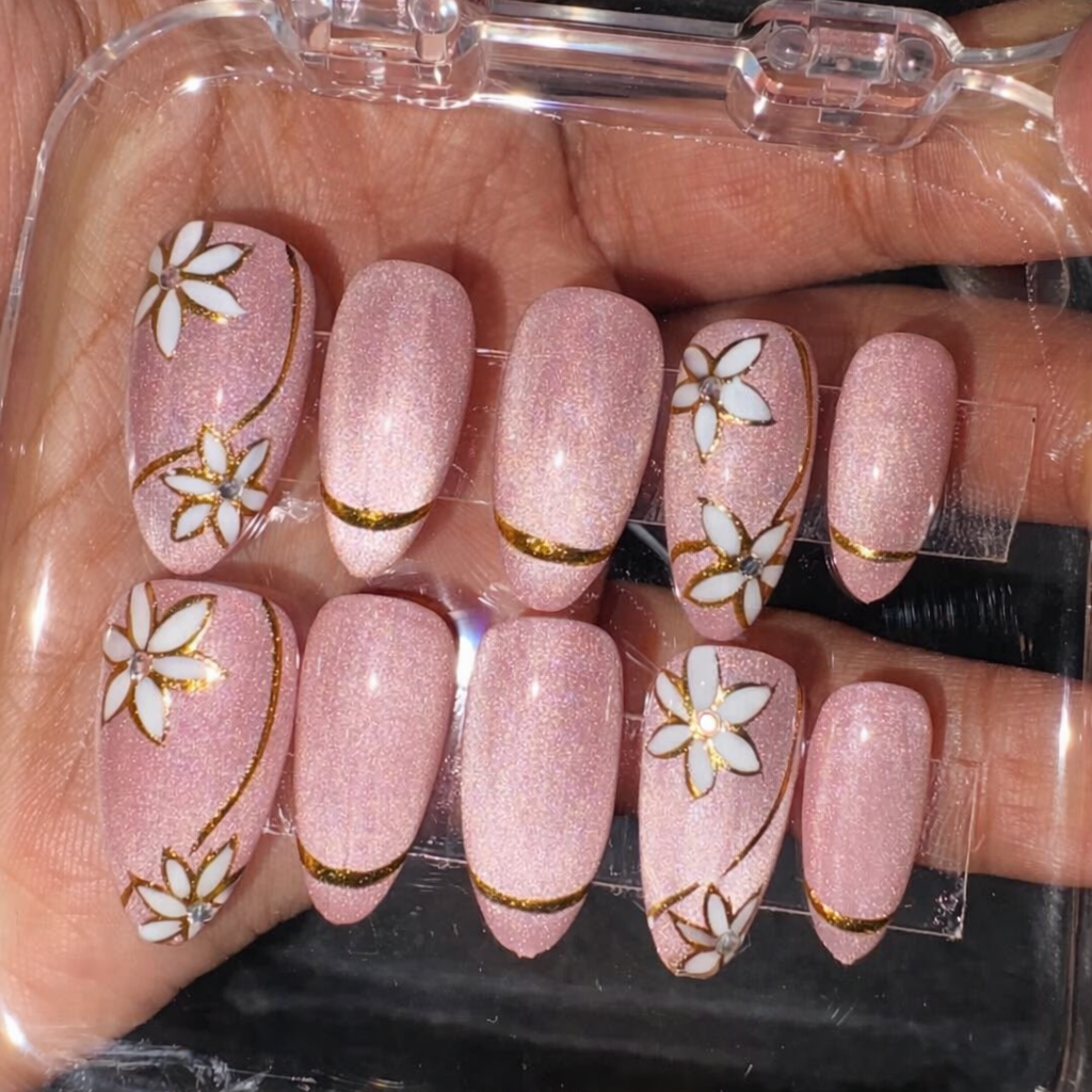 Pink Daisy Floral Press-On Nails