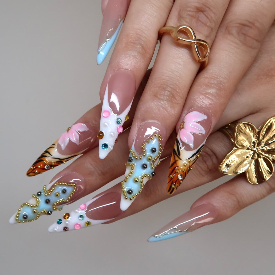 Señorita Helado Press-On Nails