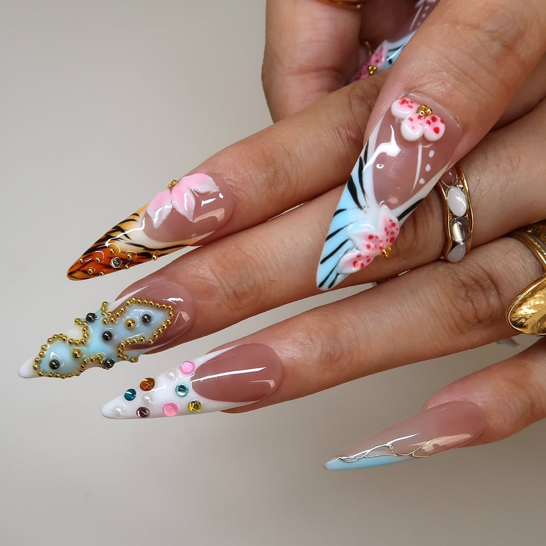 Señorita Helado Press-On Nails
