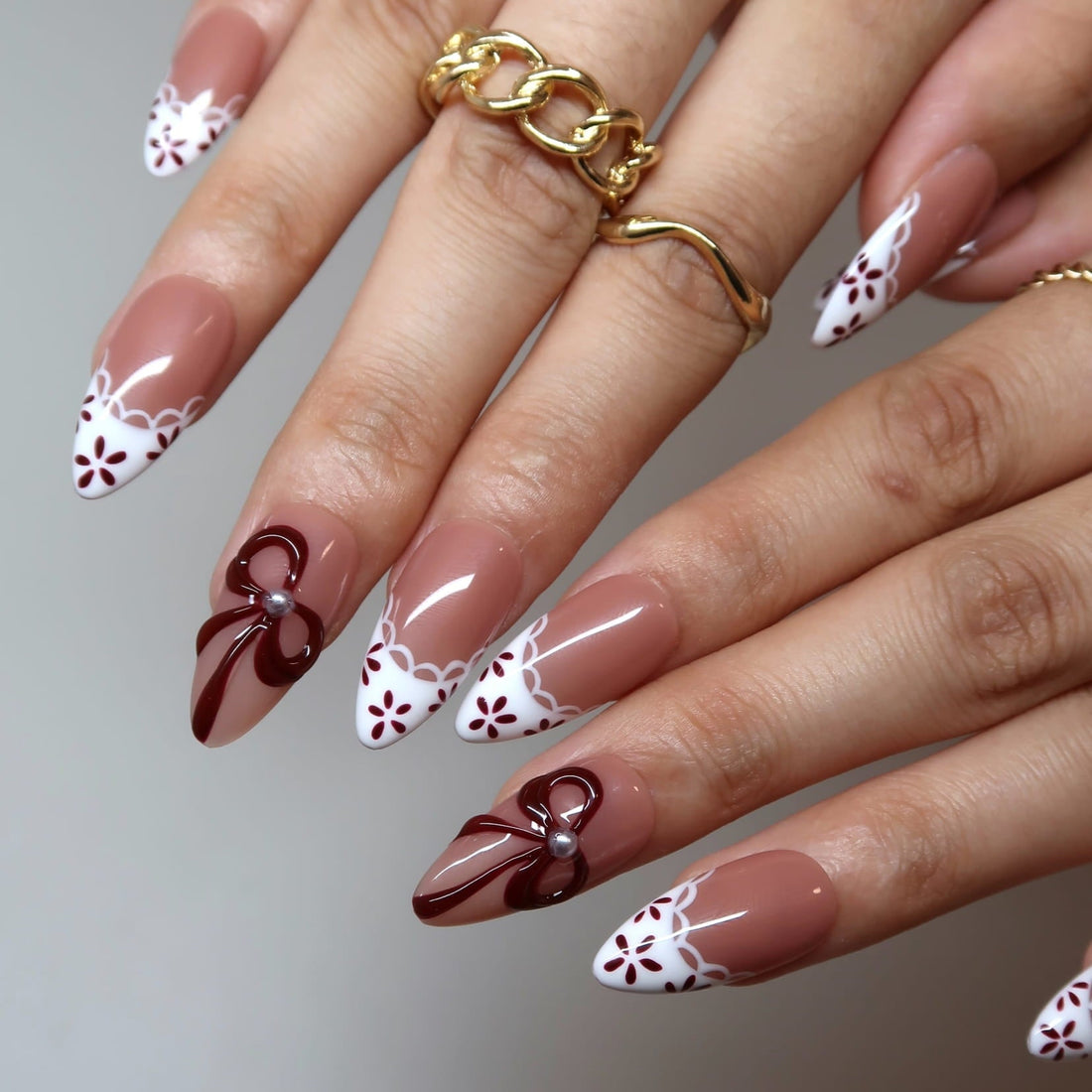 Lacelet Press-On Nails