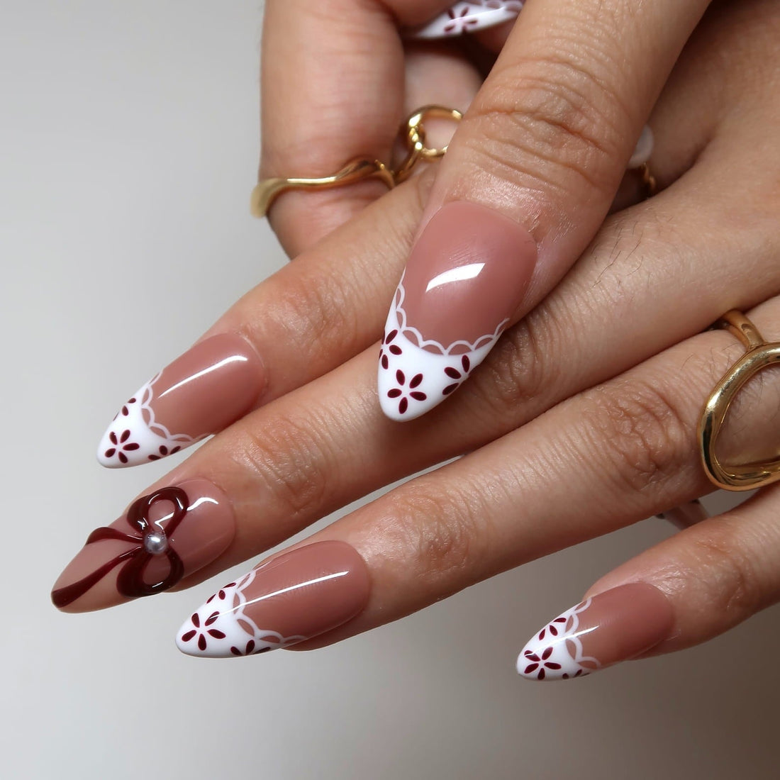 Lacelet Press-On Nails