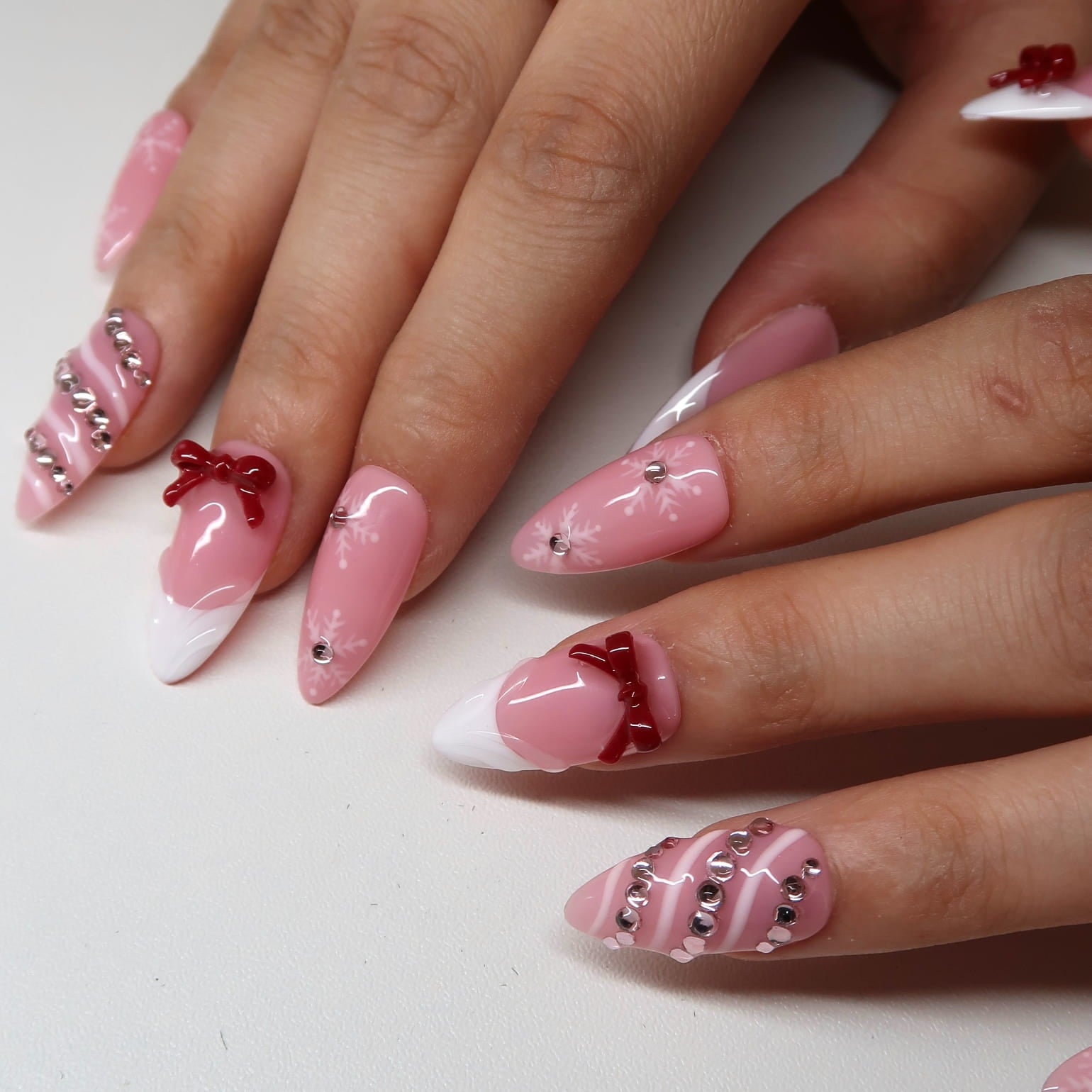 Snowy Memories Press-On Nails
