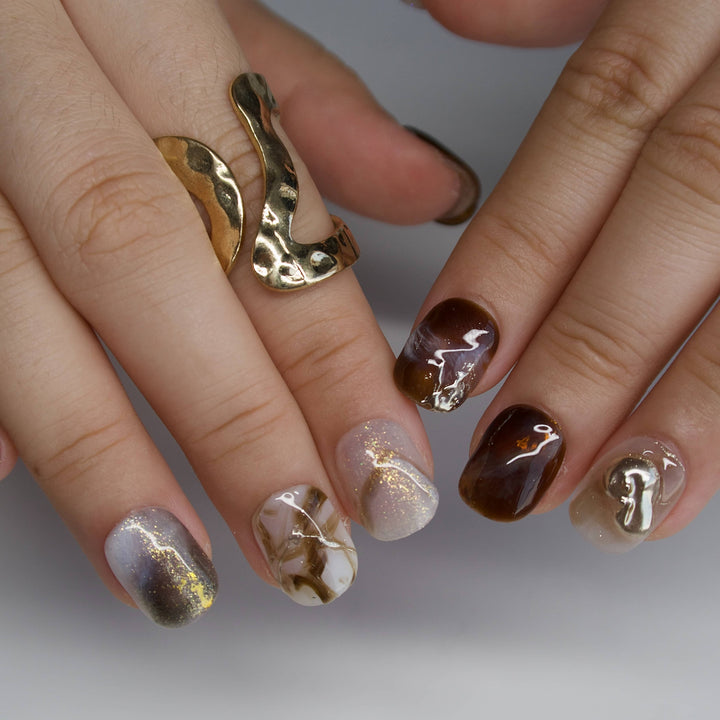 Sonata Brown & Gold Marble Press On Nails – Short Squoval