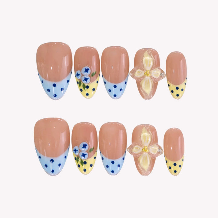 Sunday Picnic Press-On Nails