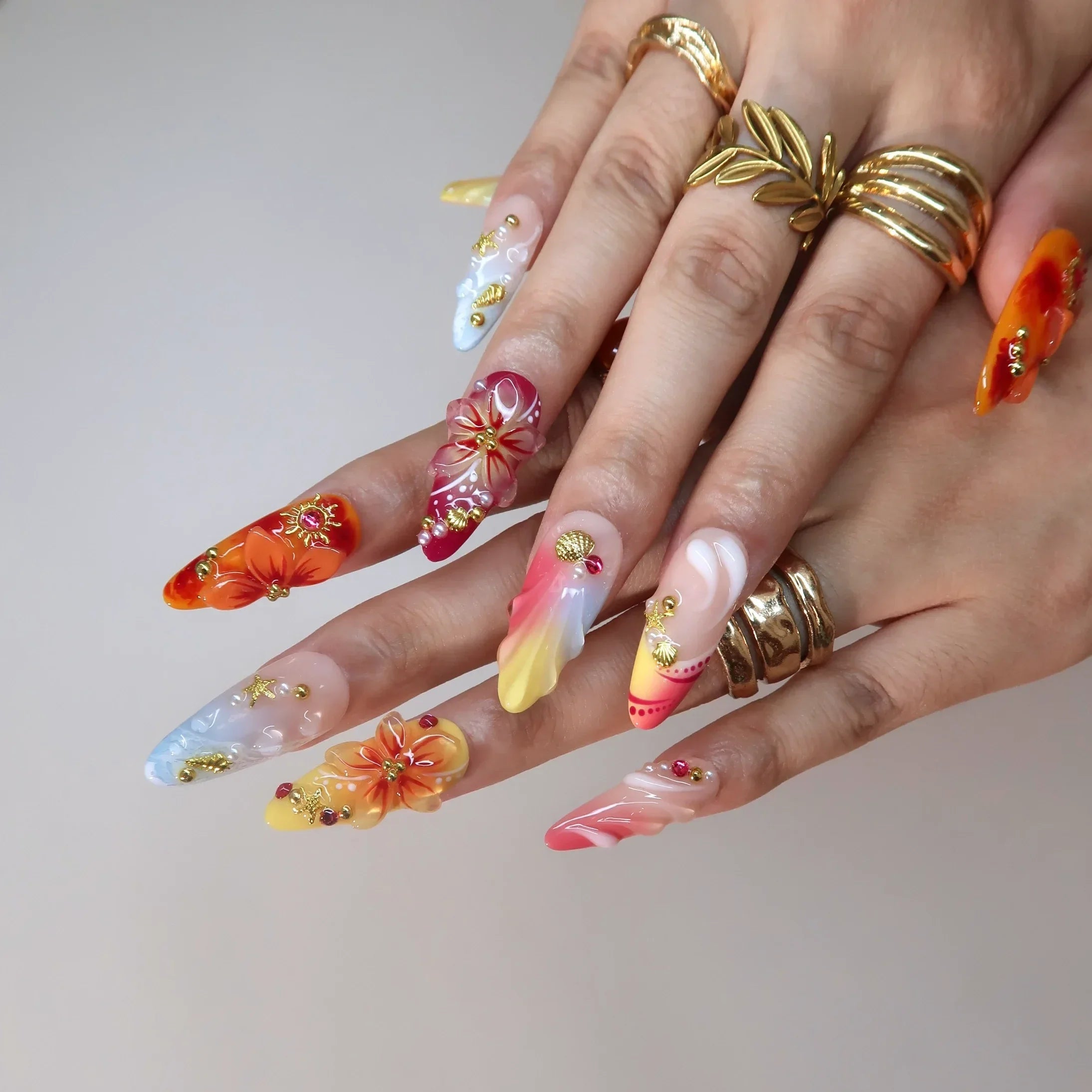 Sunshine Obsessed – Long Almond Tropical Press On Nails