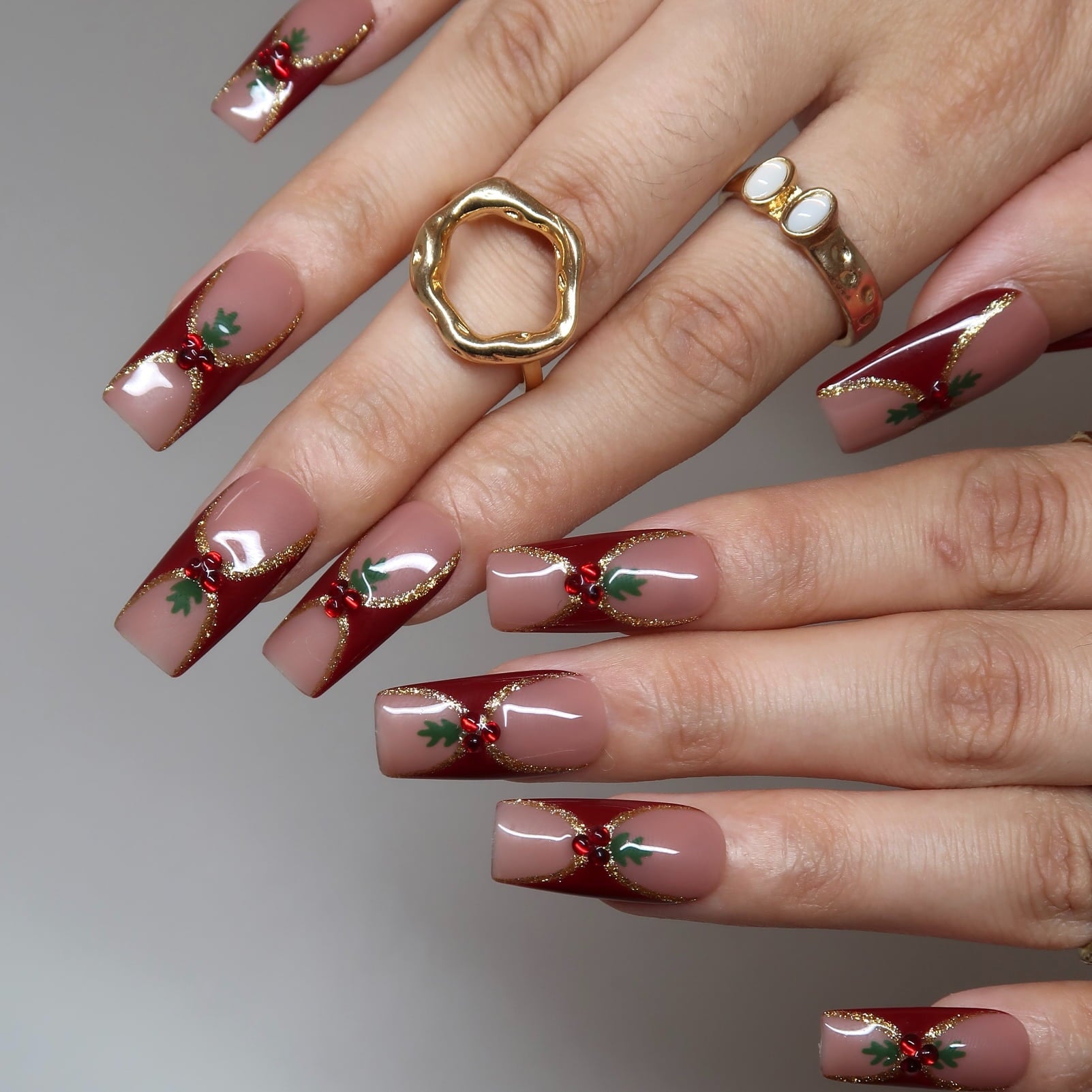 The Iconic Press-On Nails