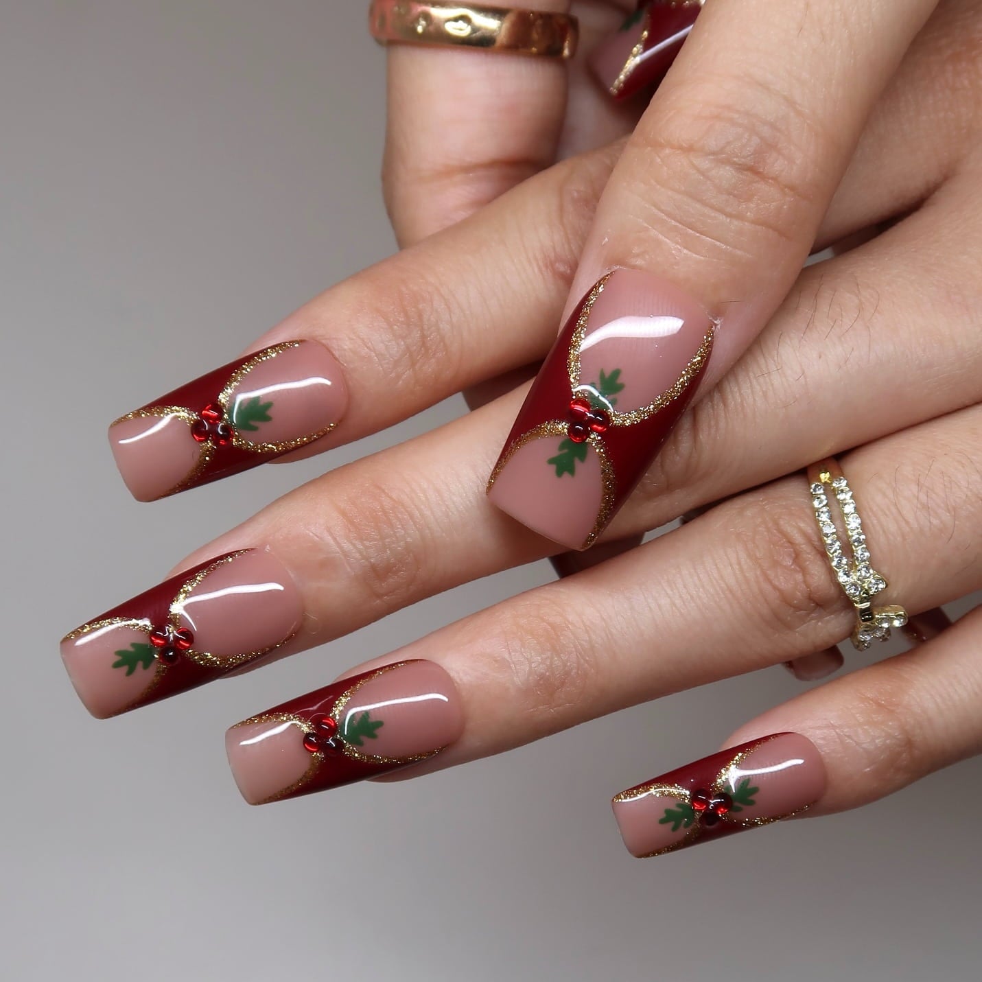 The Iconic Press-On Nails