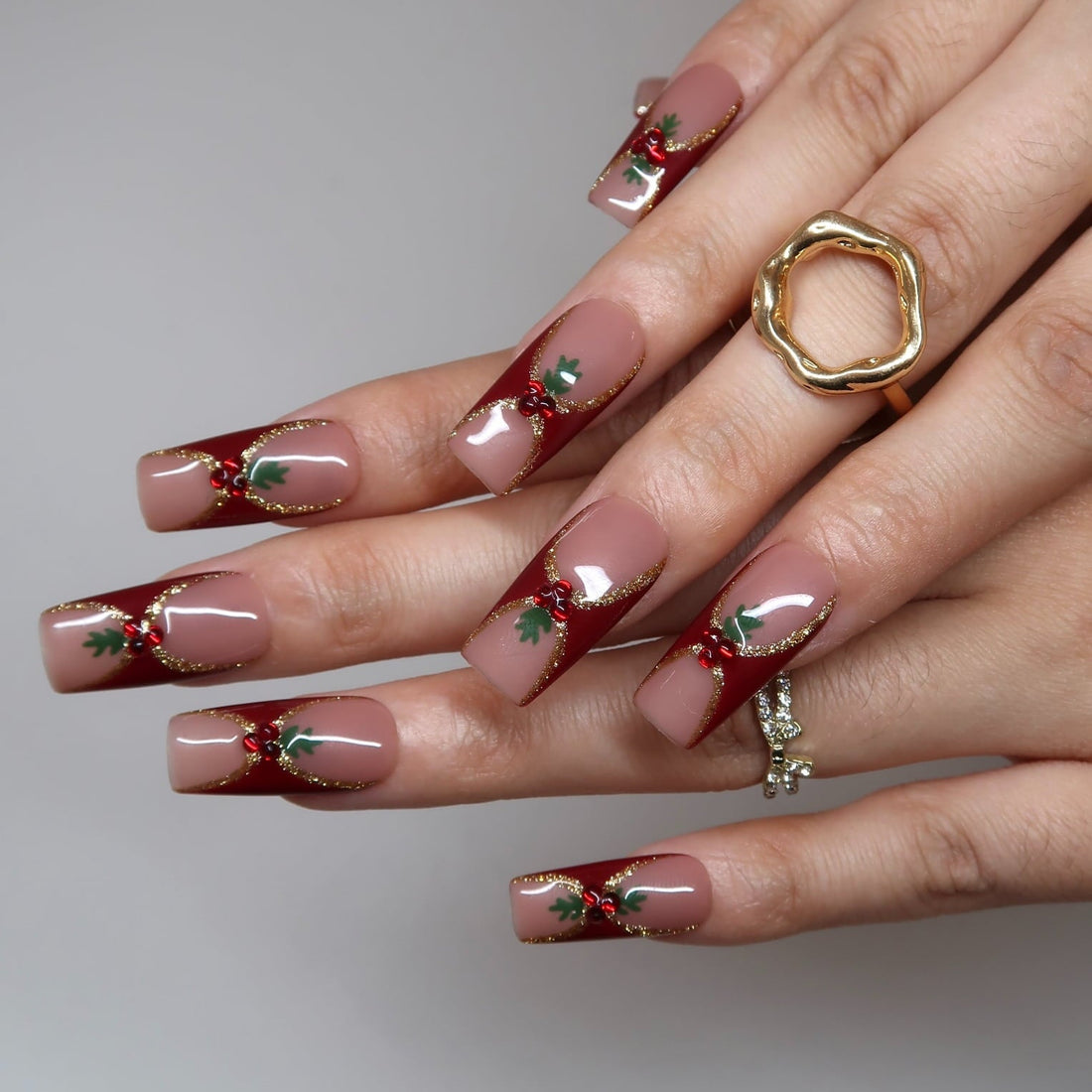 The Iconic Press-On Nails