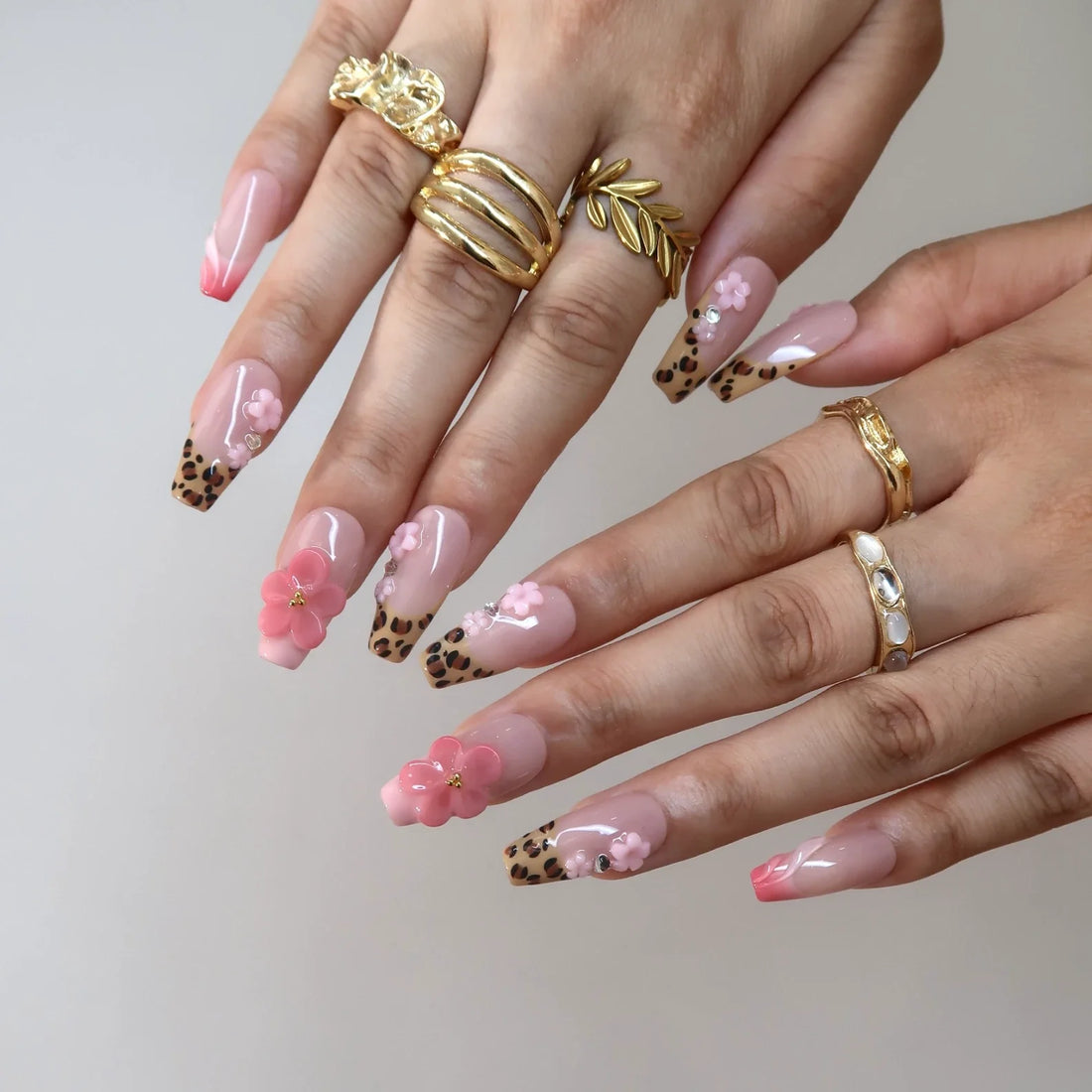 Wild Bloom – Medium Coffin Leopard Print Press On Nails