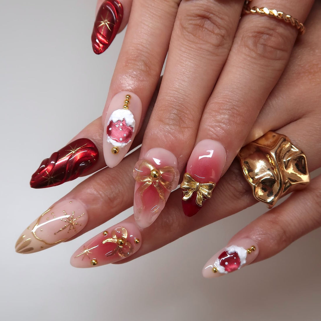 Under the Bow Press-On Nails