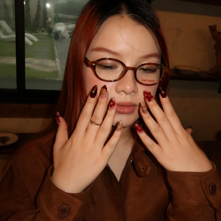 Velvet Rouge – Almond Press On Nails