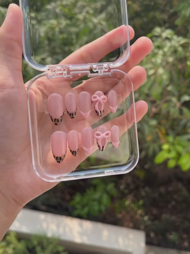 Blush Bow Leopard French Press-On Nails